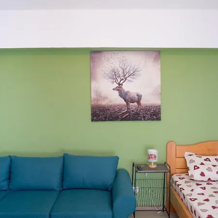 Moghioros Rezidence 2