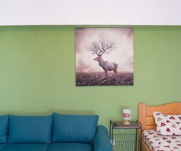 Moghioros Rezidence 2