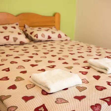 Moghioros Rezidence 2 *